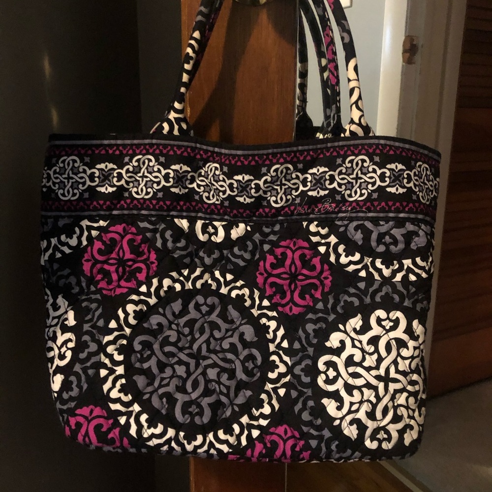 Amazing Little Vintage Vera Tote
